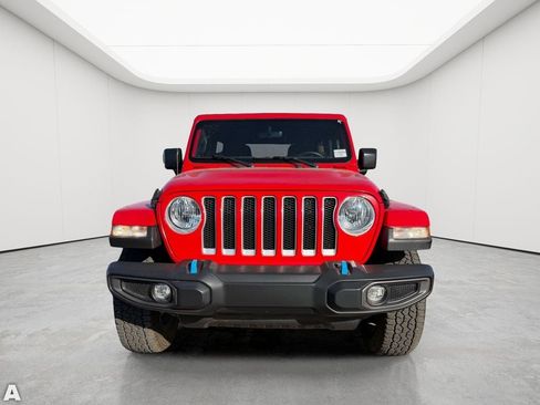 Certified 2023 Jeep Wrangler Unlimited Sahara w/ Cold Weather Group AWD/4WD image 5