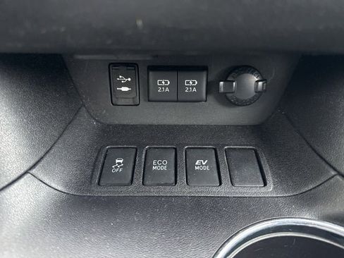 Used 2018 Toyota Highlander Limited Platinum image 38