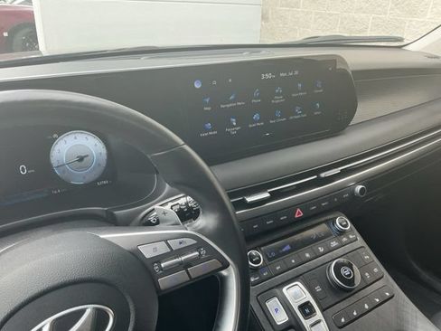 Certified 2024 Hyundai Palisade Limited FWD image 20