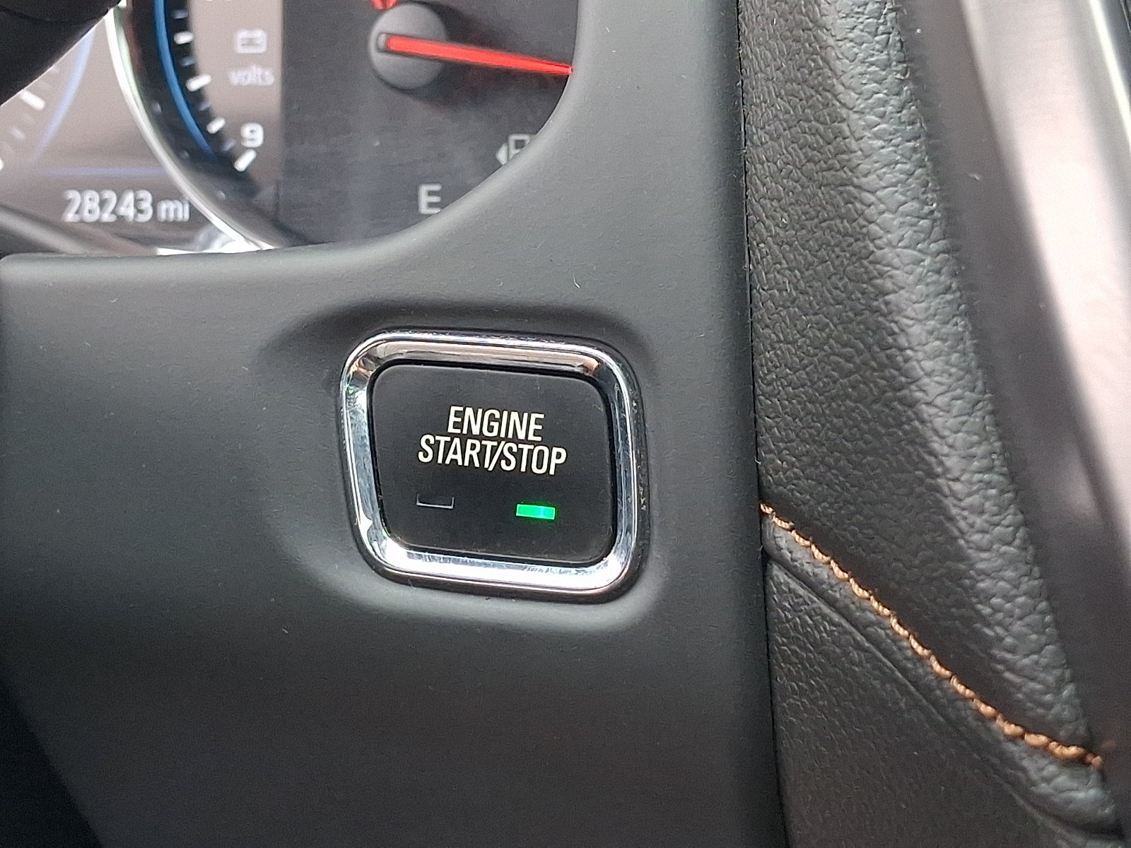 Used 2023 GMC Acadia AT4 w/ Technology Package AWD/4WD image 27