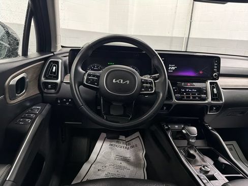 Certified 2023 Kia Sorento X-Line EX AWD/4WD image 23