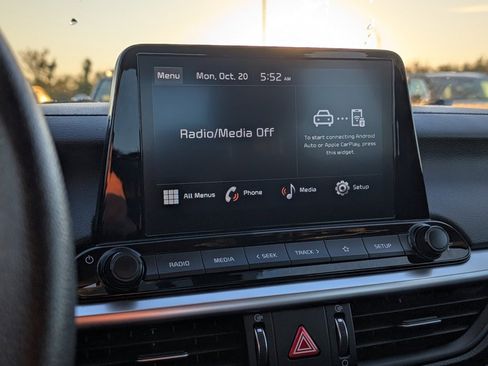 Certified 2023 Kia Forte LXS image 14