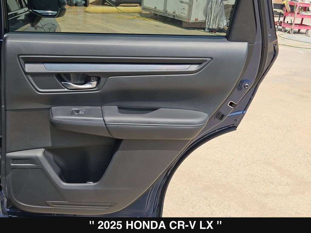 Used 2025 Honda CR-V LX image 27