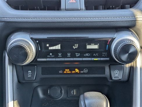 Used 2024 Toyota RAV4 LE image 24