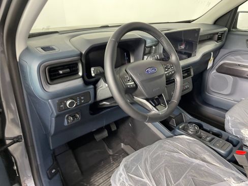 New 2025 Ford Maverick XLT w/ XLT Luxury Package image 2