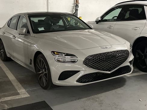 Used 2026 Genesis G70 2.5T Prestige image 2