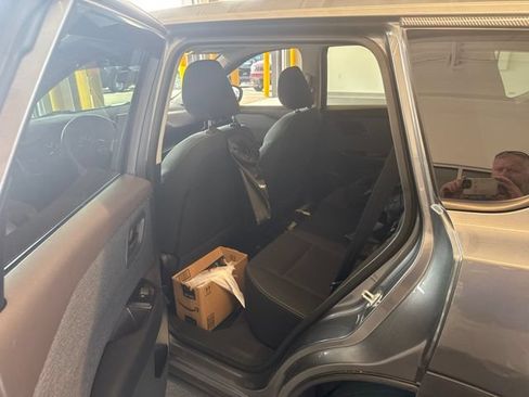 Used 2023 Nissan Rogue S AWD/4WD image 6