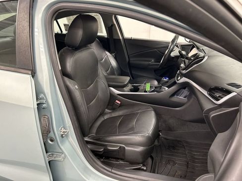 Used 2018 Chevrolet Volt LT w/ LT Driver Confidence Package FWD image 22