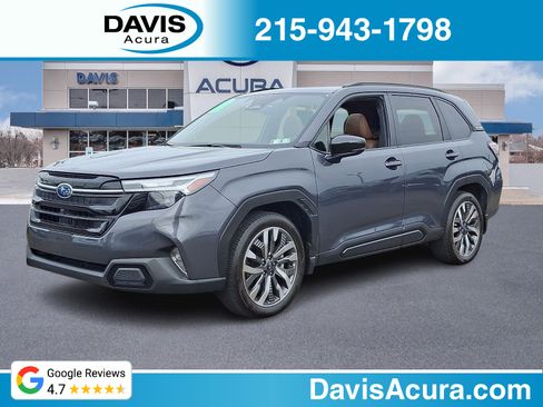 Used 2025 Subaru Forester Touring AWD/4WD image 1