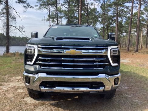 New 2026 Chevrolet Silverado 2500 LTZ w/ LTZ Premium Package AWD/4WD image 7