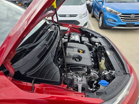 Used 2018 Hyundai Kona SEL image 19