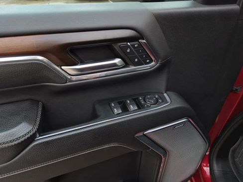 Used 2024 GMC Sierra 2500 Denali w/ Denali Reserve Package image 11