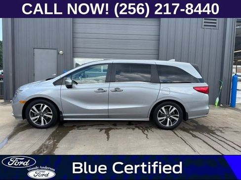 Used 2021 Honda Odyssey Touring image 3