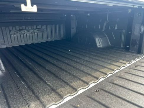 Used 2023 Chevrolet Silverado 1500 ZR2 AWD/4WD image 11
