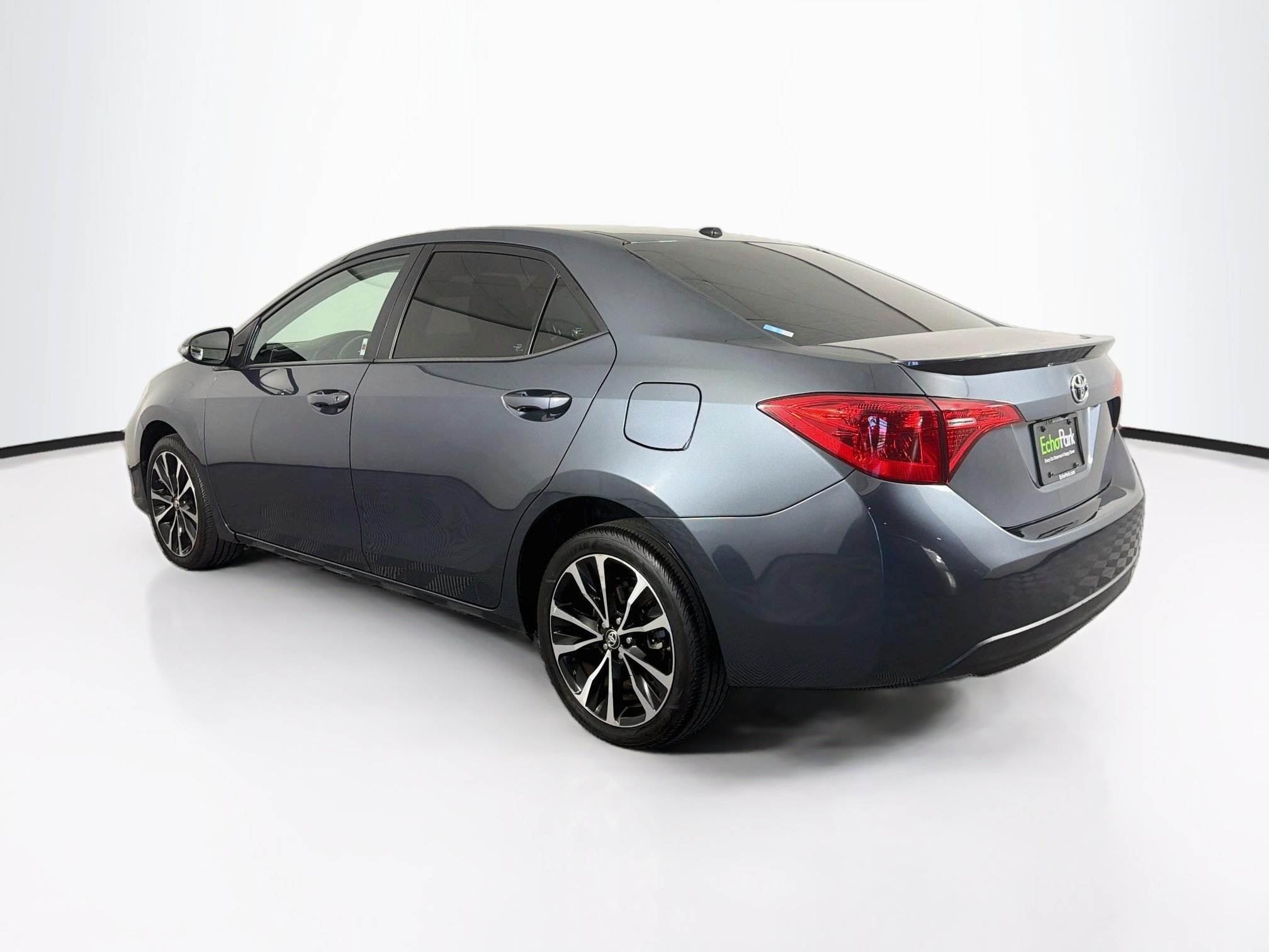 Used 2017 Toyota Corolla XSE w/ Carpet Mat Package (TMS) FWD image 5