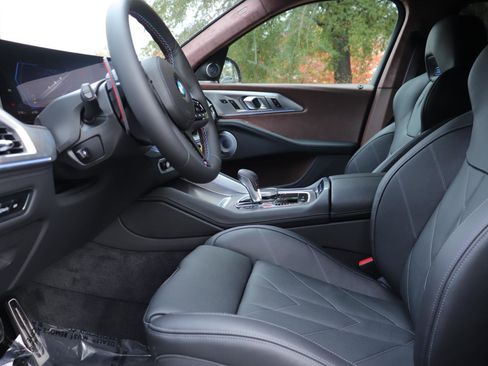 New 2026 BMW XM Label Red w/ M Driver's Package image 11