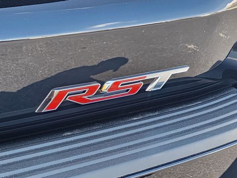 New 2026 Chevrolet Suburban RST image 11