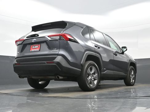 Used 2024 Toyota RAV4 LE AWD/4WD image 29