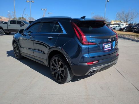 Used 2020 Cadillac XT4 Premium Luxury w/ Cold Weather Package FWD image 8