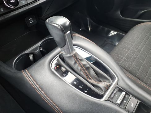 Certified 2023 Honda HR-V Sport image 10