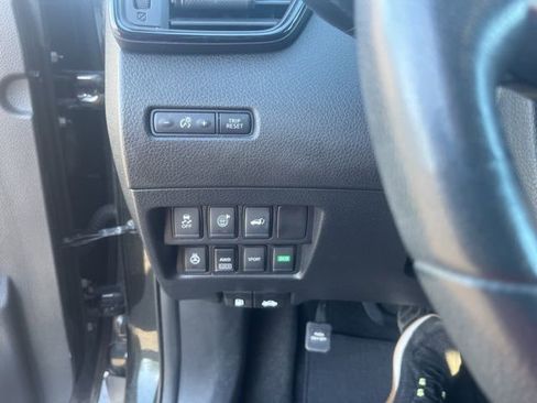 Used 2017 Nissan Rogue SL w/ SL Premium Package image 13