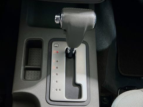 Used 2019 Nissan Frontier SV w/ Value Truck Package AWD/4WD image 12