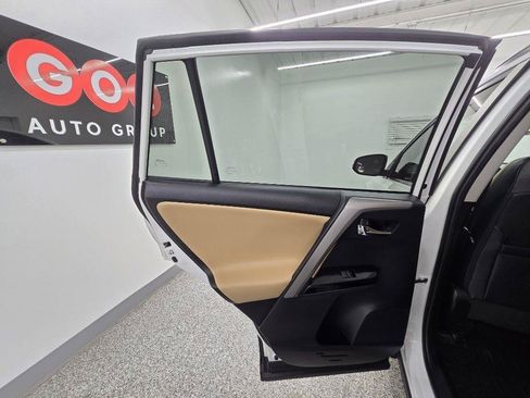 Used 2018 Toyota RAV4 Limited w/ Advanced Technology Package FWD image 28
