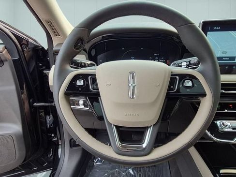 Used 2024 Lincoln Corsair AWD w/ Equipment Group 101A image 19