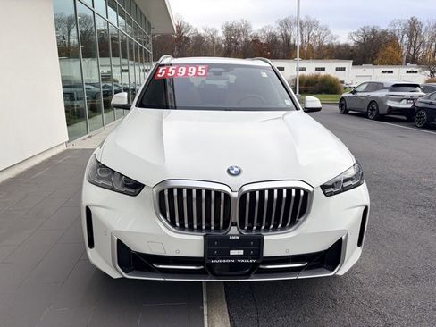 Used 2024 BMW X5 xDrive40i w/ Premium Package image 4