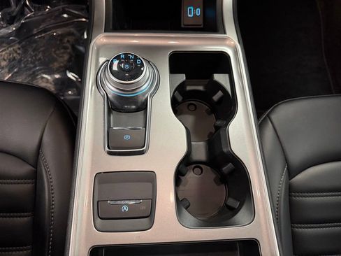 Used 2024 Ford Edge SEL w/ Convenience Package AWD/4WD image 25