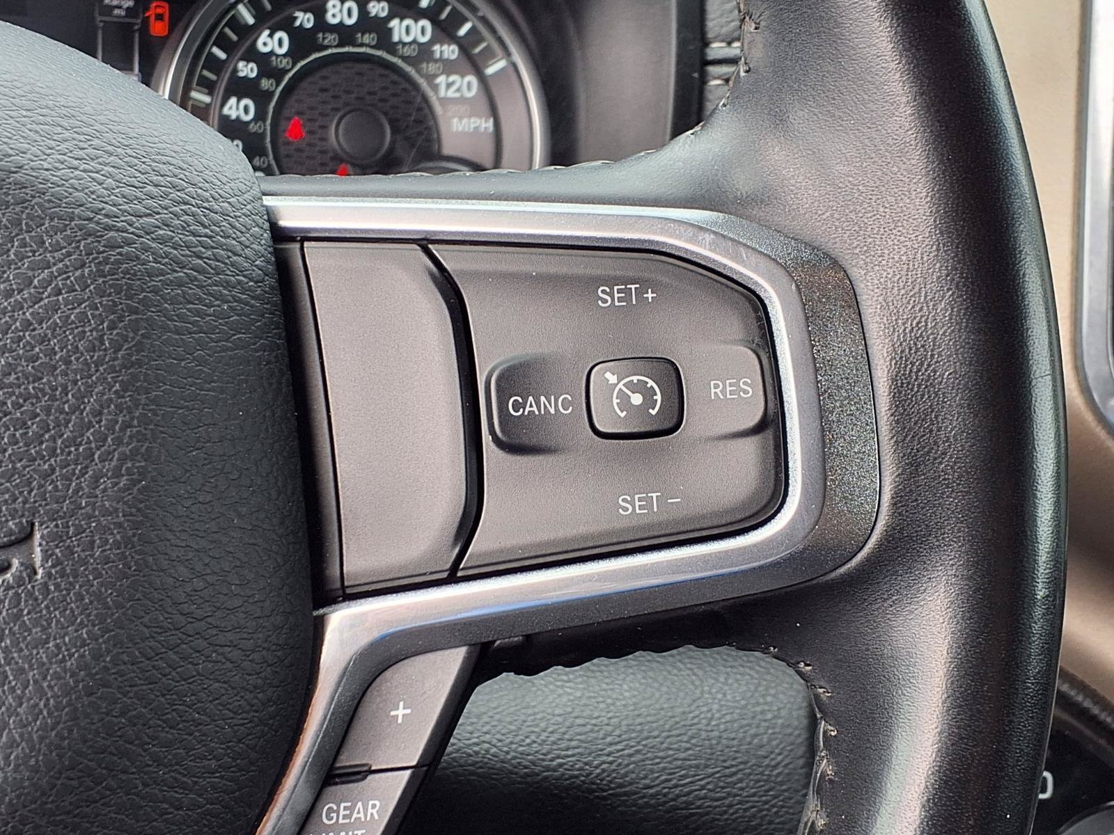 Used 2021 RAM 1500 Laramie w/ Off Road Group AWD/4WD image 16
