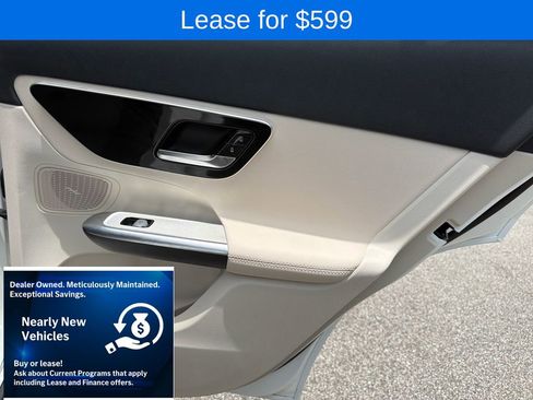 Used 2026 Mercedes-Benz GLC 300 4MATIC image 30