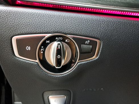 Used 2021 Mercedes-Benz E 350 4MATIC Sedan image 26