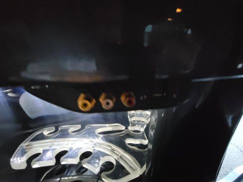 Used 2013 Lincoln MKT AWD image 58