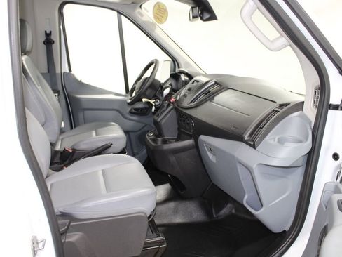 Used 2018 Ford Transit 350 XL image 26