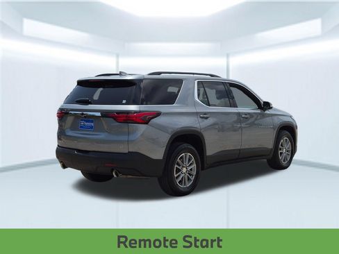 Used 2023 Chevrolet Traverse LT FWD image 6