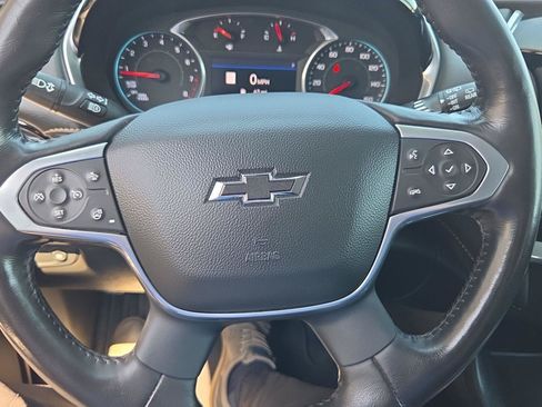 Used 2021 Chevrolet Traverse RS AWD/4WD image 25