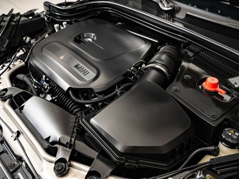Certified 2026 MINI Cooper 4-Door Hardtop FWD image 39