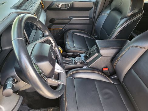 Used 2024 Ford Bronco Badlands AWD/4WD image 12
