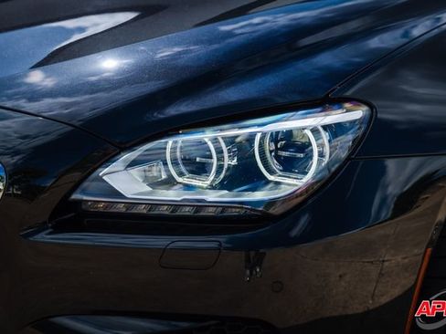 Used 2013 BMW M6 Convertible RWD image 53
