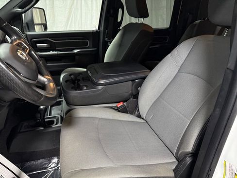 Used 2024 RAM 3500 SLT w/ Quick Order Package 2YG SLT image 21