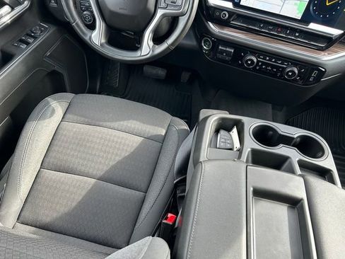 Used 2025 Chevrolet Silverado 3500 LT image 16