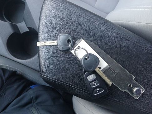 Used 2013 Kia Optima LX image 32