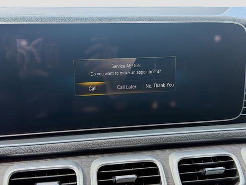 Used 2023 Mercedes-Benz GLE 350 w/ Premium Package image 11