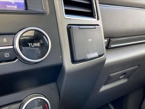 Certified 2021 Ford Expedition Max XLT image 36