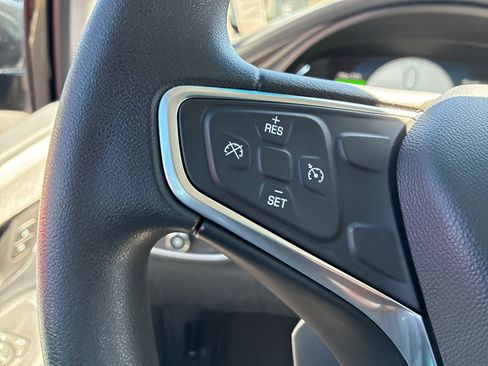 Used 2018 Chevrolet Bolt LT FWD image 26