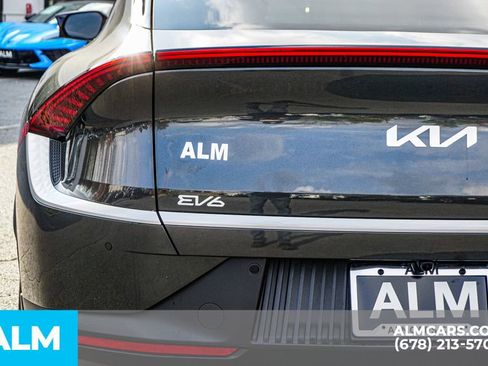 Used 2024 Kia EV6 Light image 13