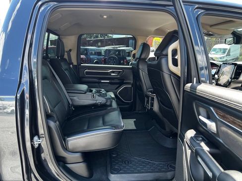 Used 2019 RAM 1500 Laramie AWD/4WD image 25