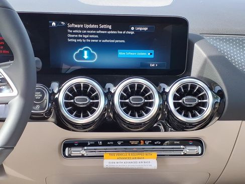 New 2026 Mercedes-Benz GLA 250 4MATIC image 22
