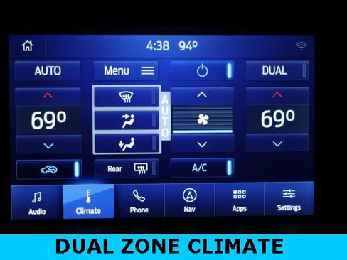 Used 2022 Ford Mustang Shelby GT500 w/ Technology Package image 37